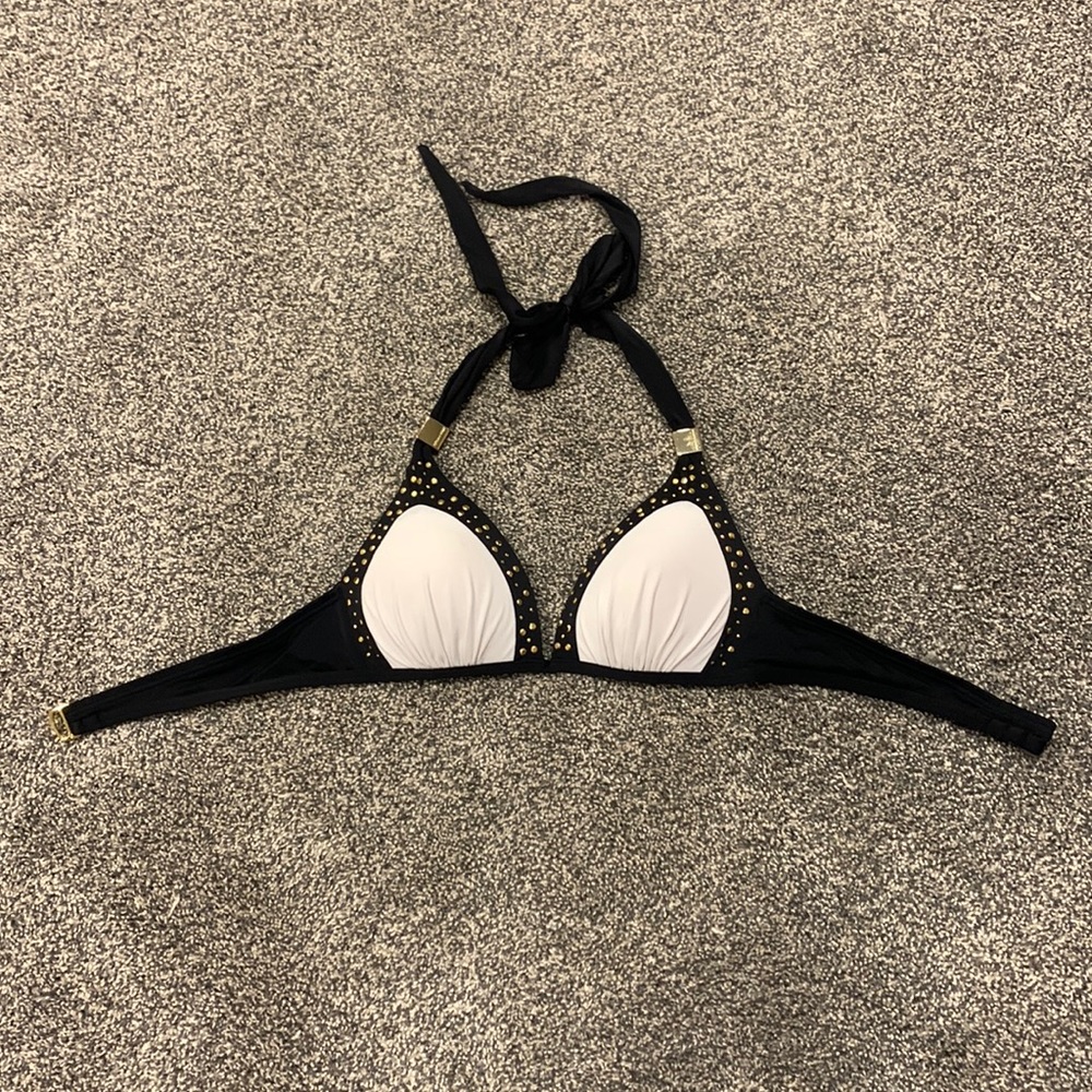 Victoria’s Secret Bikini Top